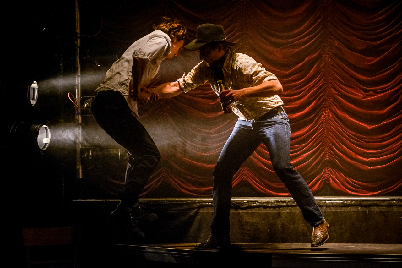 bis ein neuer Tag erwacht